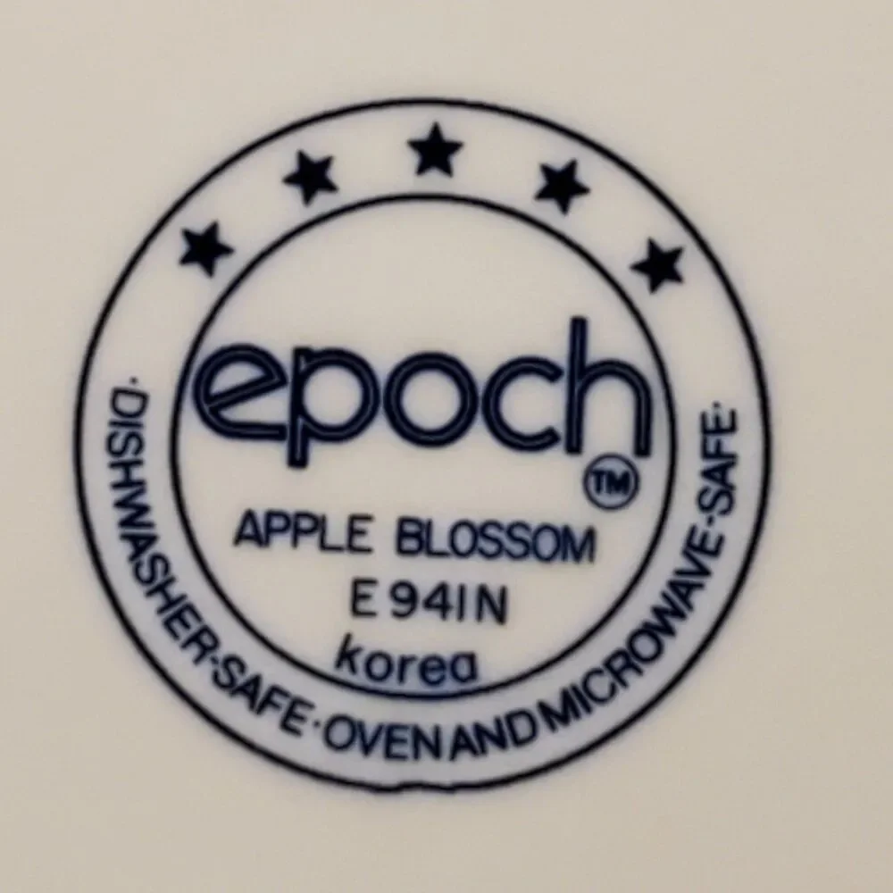 Epoch Apple Blossom Scalloped Edge Dinner Plate 10½